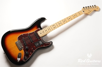 Limited Edition Player Stratocaster - 3 Color Sunburst